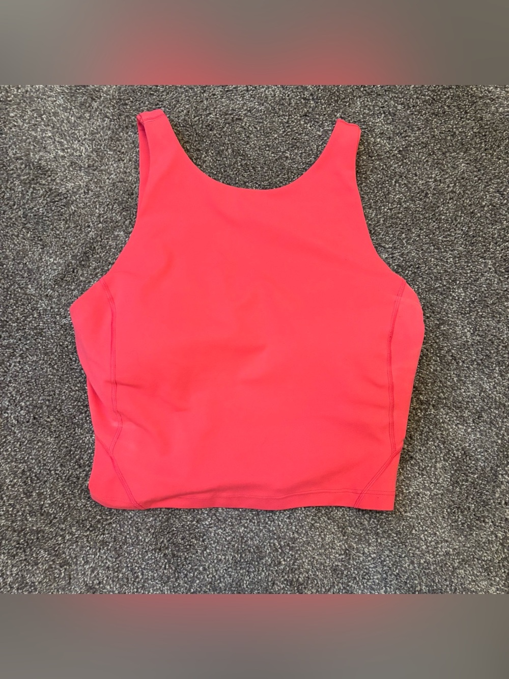 Lululemon sz 6 Align high neck tank top EUC lipgloss colour